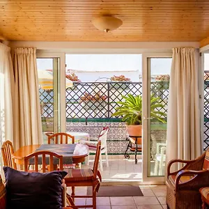 https://casa-charlotte-nerja.hotelsinnerja.org