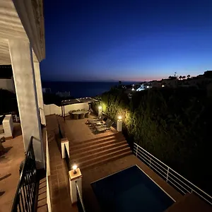 https://casa-alba-nerja.es-andalucia.com